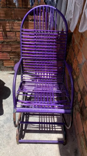 Cadeira de balanço de ferro