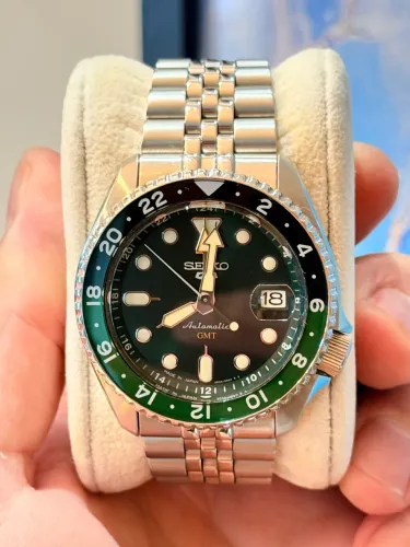 Vende-se Seiko 5 Sports GMT SSK035