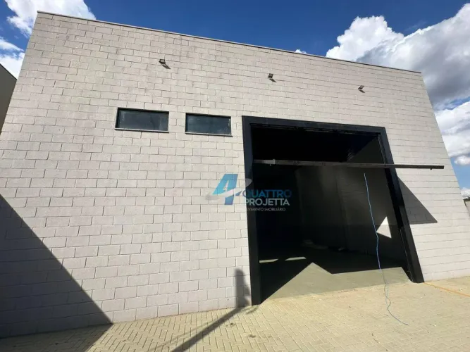Barracão para alugar com 244 m² próximo da Rodoviaria, Londrina