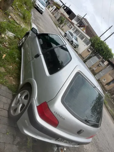 Peugeot 106 Quiksilver 1.0 3P 2001