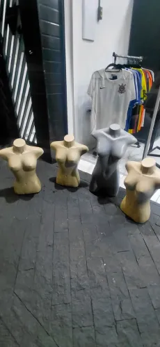 Maniquim semi novos sou da zn lauzane paulista sp capital