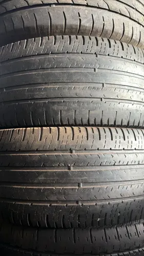 Pneus 235/60/17 marca Goodyear