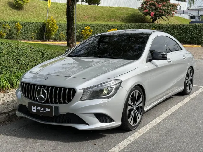 Mercedes-Benz CLA-200 First Edition 1.6 TB 16V Aut. 2014