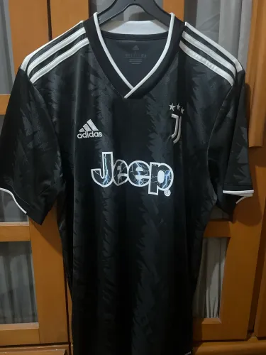 Camisa Juventus 22/23