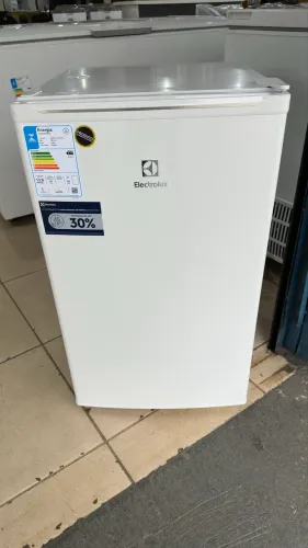 Frigobar Electrolux 122L