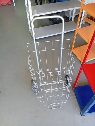 Carrinho P mecacado em aço 199,00 avista *