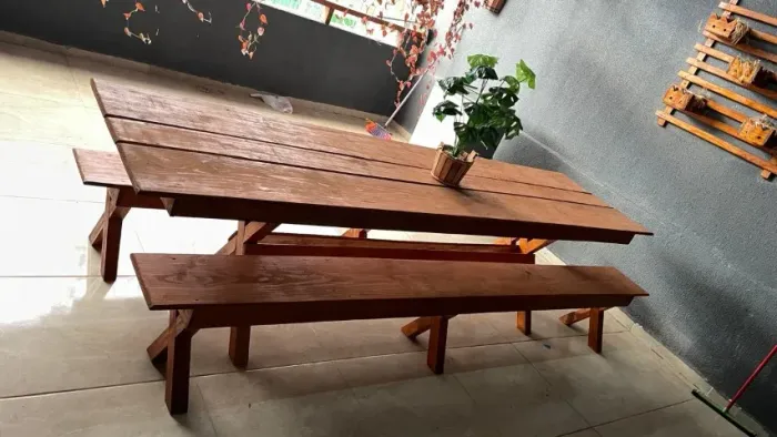 MESA DE MADEIRA PINO SELECIONADO