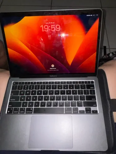 Macbook air M1 8gb 256ssd 13,3?