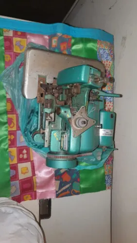 Maquina overlok