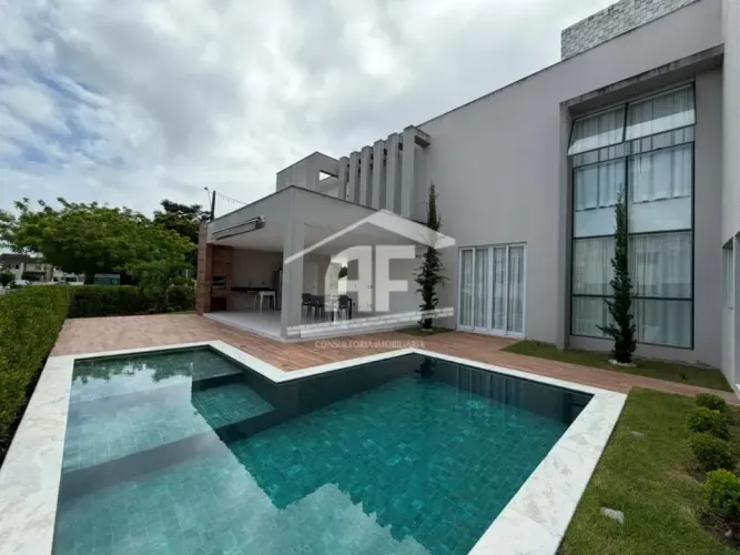 Belíssima casa com 308m² e 4/4 em condomínio de alto padrão no Antares - Cd Jardim Europa