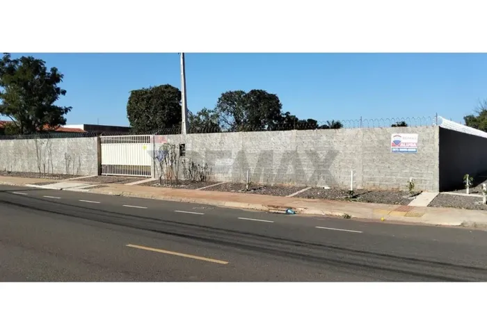 "Aluguel Terreno na Av. Prof. João Thomes" ideal para empresas