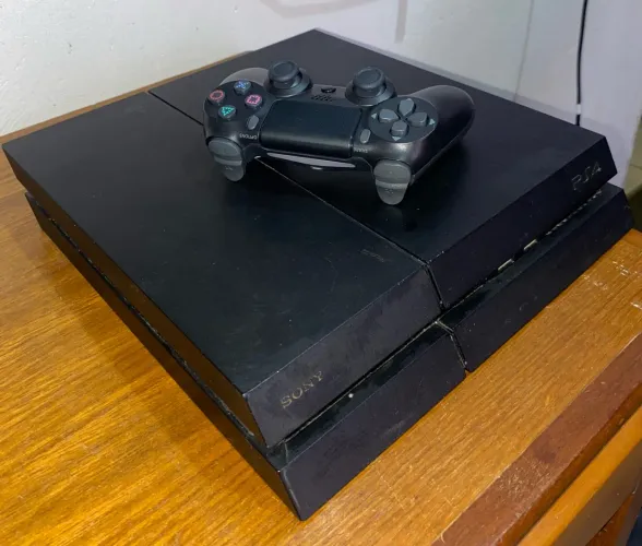 Ps4 Fat + 3 Jogos