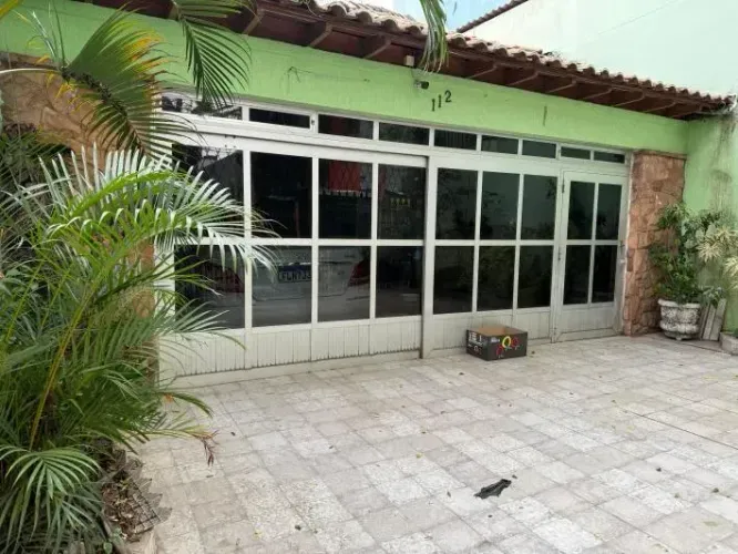Imóvel para venda tem 319 metros quadrados com 3 quartos em Canindé - São Paulo - SP