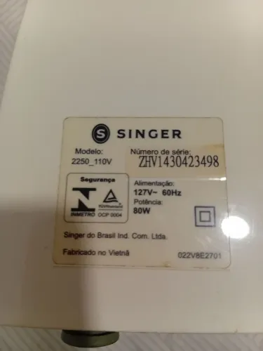 Vendo singer tradition 2250_110V