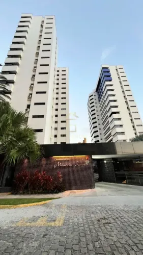 Apartamento para alugar no Condomínio Maurice Ravel de 328 m², com 04 quartos - Candelária