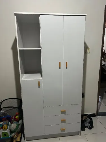 Guarda roupa infantil