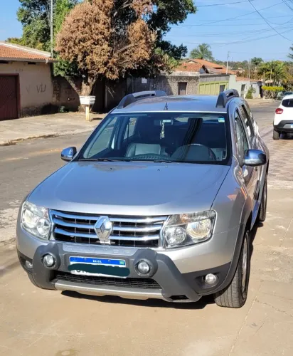 Renault Duster Dynamique 2.0 Hi-flex 16V Aut. 2013