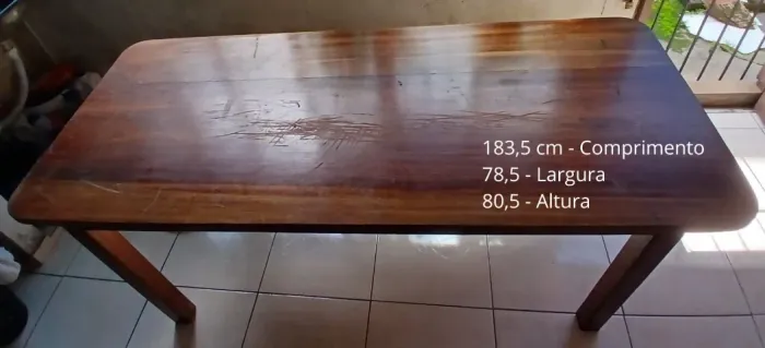 Mesa grande de madeira (183,5 C x 78,5 L x 80,5 A)