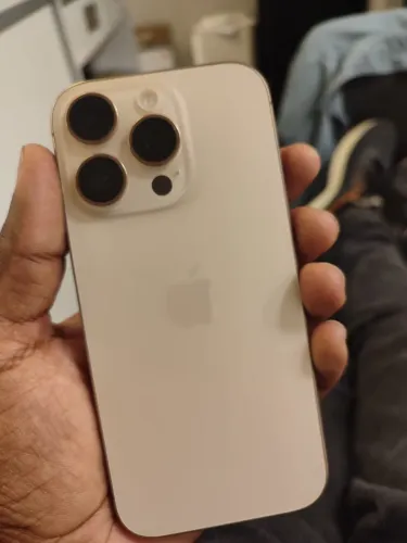 iPhone 16 pro em perfeito estado