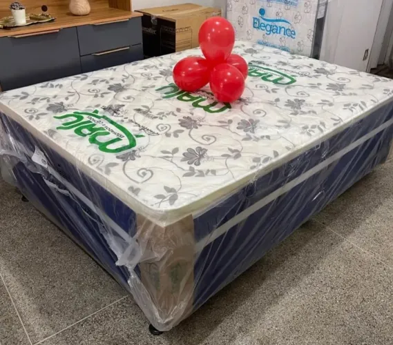 Cama box casal com pilon