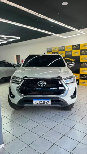 Toyota Hilux CD SRX 4X4 2.8 TDI 16V Diesel Aut. 2021