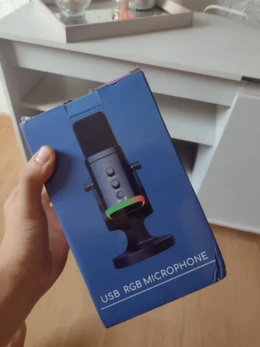 microfone gamer RGB