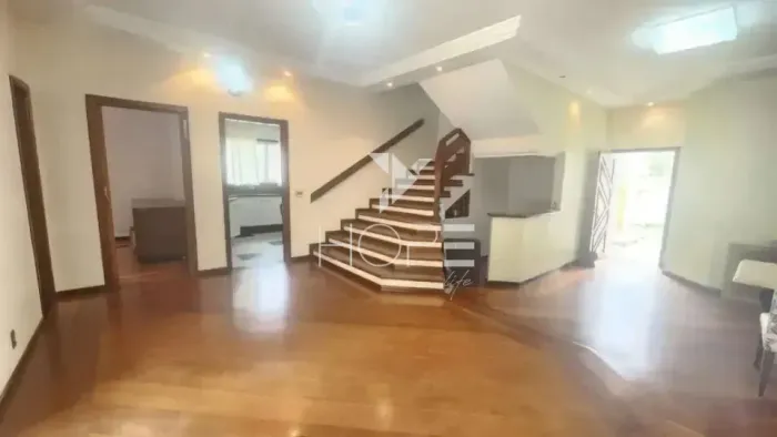 Sobrado para locação com 350 m² - 4 quartos - piscina - próximo à Avenida Maringá - Quebec