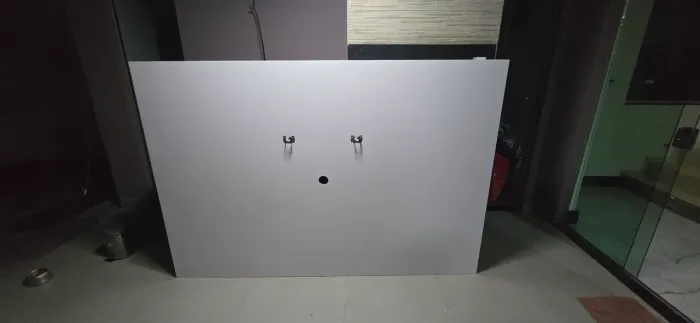 Painel para TV 2,10m MDF Laqueado Branco - Excelente Estado