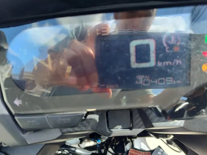 Moto super nova, sem detalhes