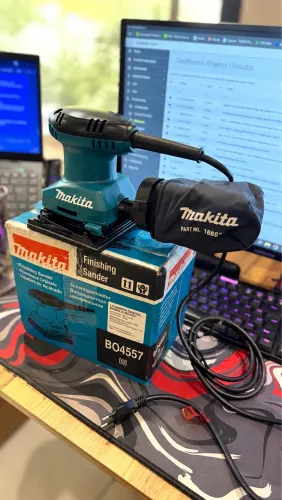 Makita Lixadeira Orbital BO4557 180W 220v