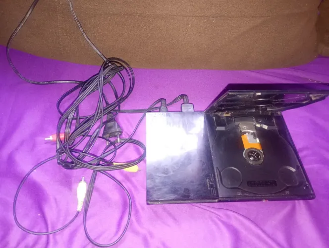 *Playstation 2