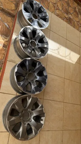 Jogo de Rodas Zero, aro 18 S10 e TrailBlazer 2021/2024