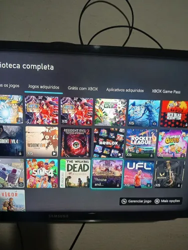 Xbox Series S com jogos