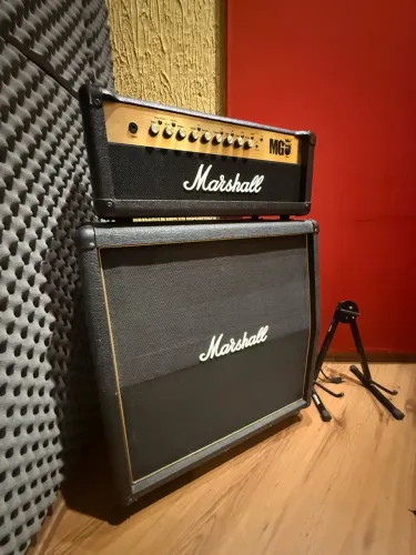 Amplificador guitarra Marshall MG100FX cabeçote + caixa Marshall má-fé England 4x12