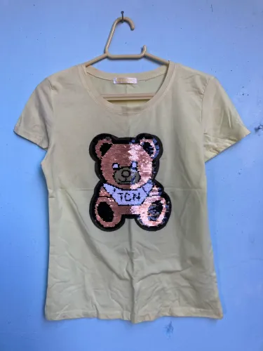 Blusa Amarela com Estampa de Ursinho, Tam P (Nova)