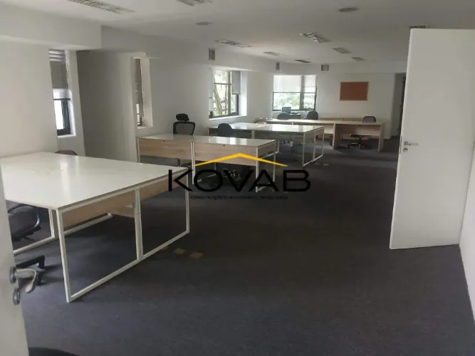 Locação conjunto comercial 140m² - Berrini / Brooklin - Mobiliado com divisórias
