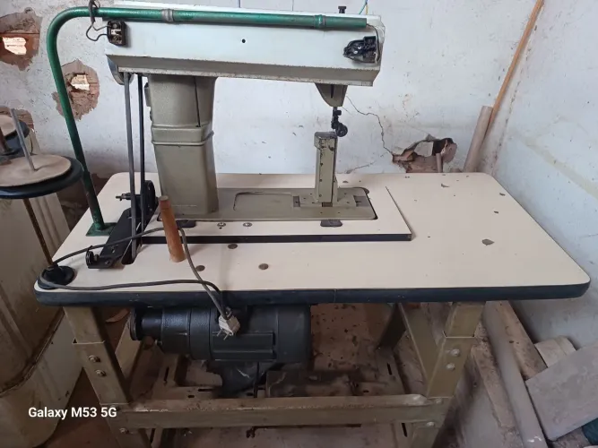 Maquina de pesponto
