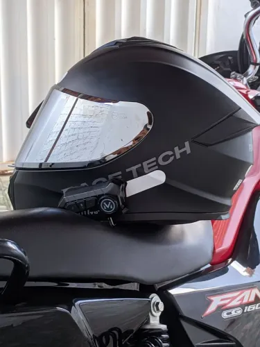 Vende-se capacete Race Tech Preto/Fosco tam 56