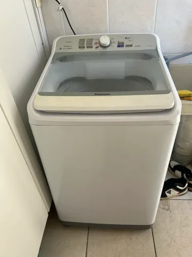 Máquina de Lavar PRATICAMENTE NOVA