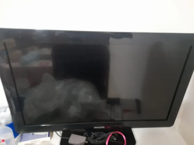 TV 32" LCD Philips