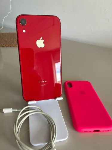 iPhone XR 128GB Vermelho - Estado de Novo (Nota 10/10)