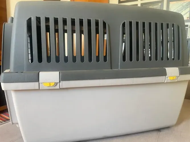 Caixa para transporte de PET aceita por Cia Aérea