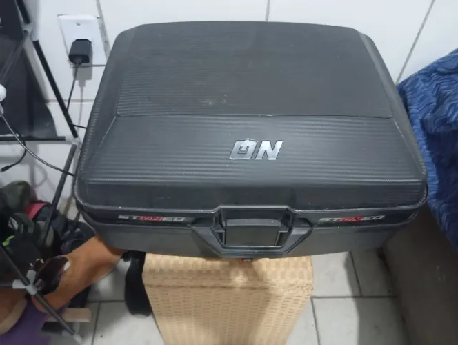 Baú para moto 2 capacetes 