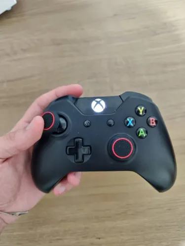 Controle Xbox One | Carregador e pilhas recarregáveis 