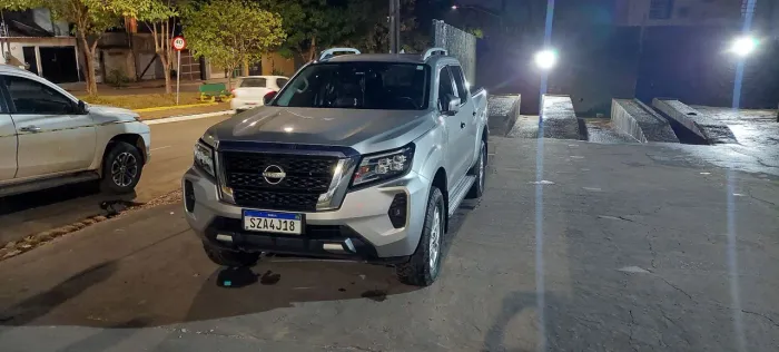 Nissan Frontier XE CD 4X4 2.3 Bi-TB Diesel Aut. 2024