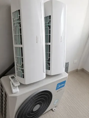 Ar-condicionado multi sprit 12 mil btus 220V inverter