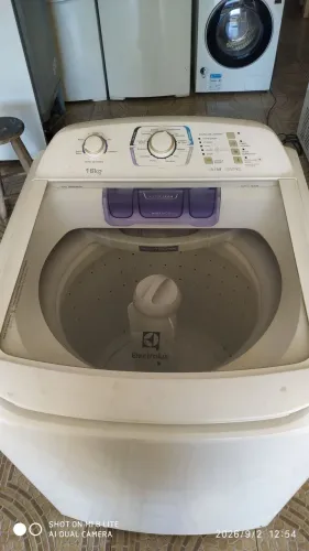 Vendo máquina de lavar Electrolux 16kg