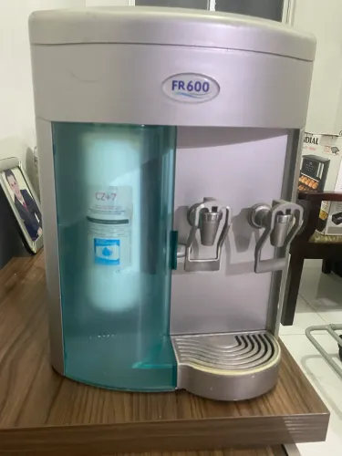 Purificador de água / Filtro de água