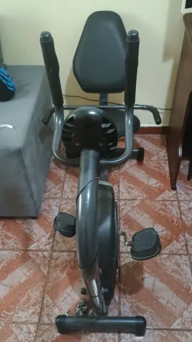 Bicicleta ergométrica horizontal 