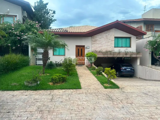Casa à venda no condomínio Taubaté Village - Taubaté/SP